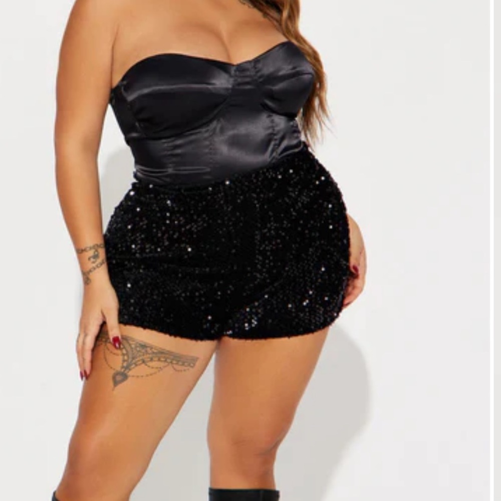Fashion Nova Black Sequin  Shorts - Picture 4 of 7